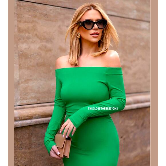 RARE!!! ZARA BLOGGER FAVE!!! Off-Shoulder Fitted Midi Dress NWT 💚 - Picture 5 of 16